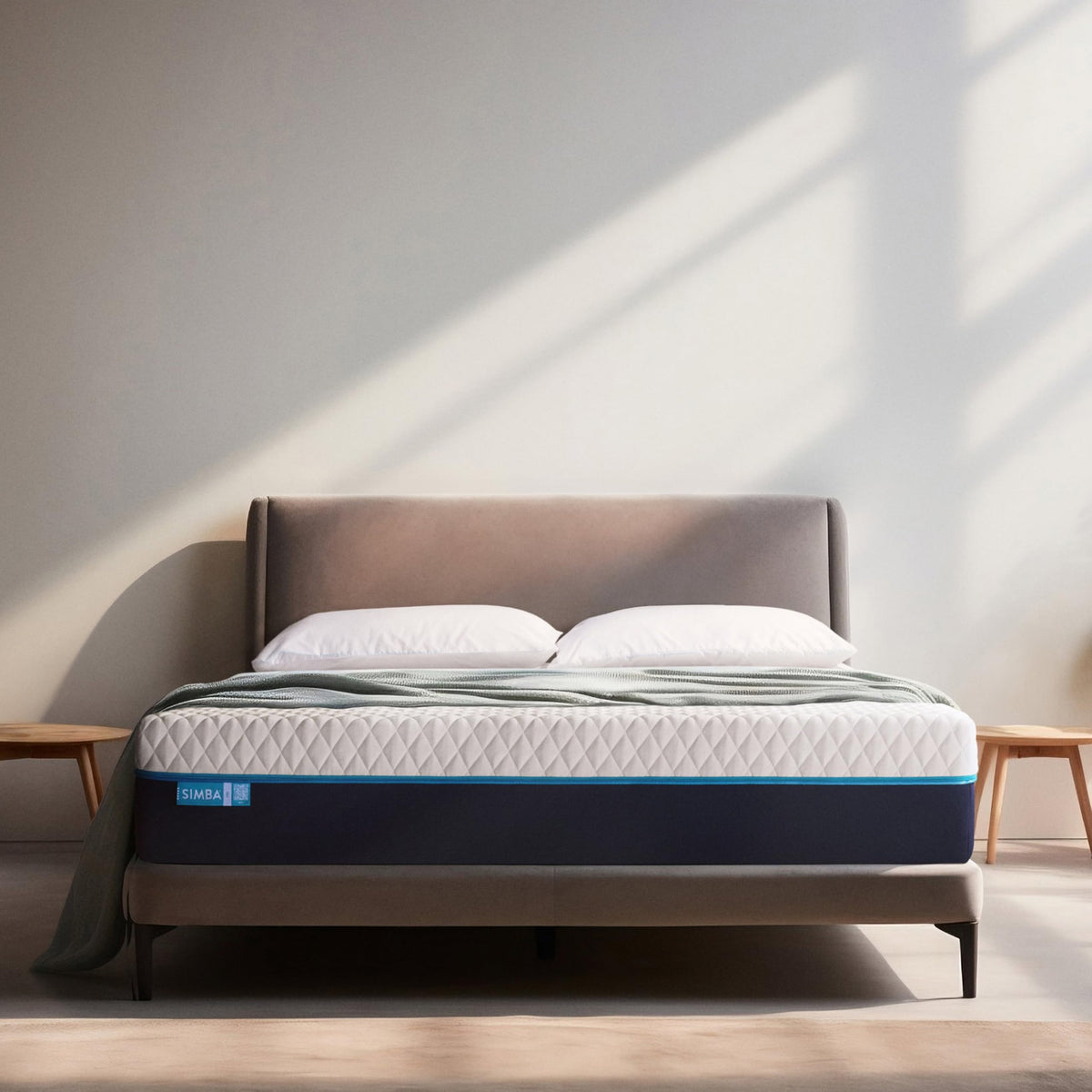 Hybrid Pocket Spring and Foam Mattress with Aerocoil Microsprings and Wool Layer, 28cm Deep, Queen 160x200cm