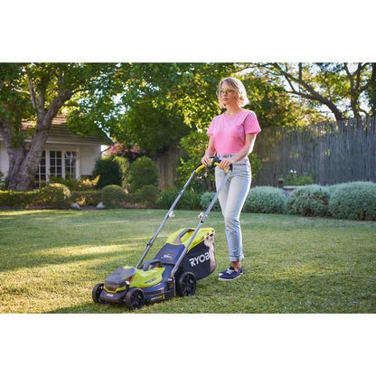 18V ONE+ Cordless Lawnmower and Grass Trimmer Twin Kit (1 x 4.0Ah)