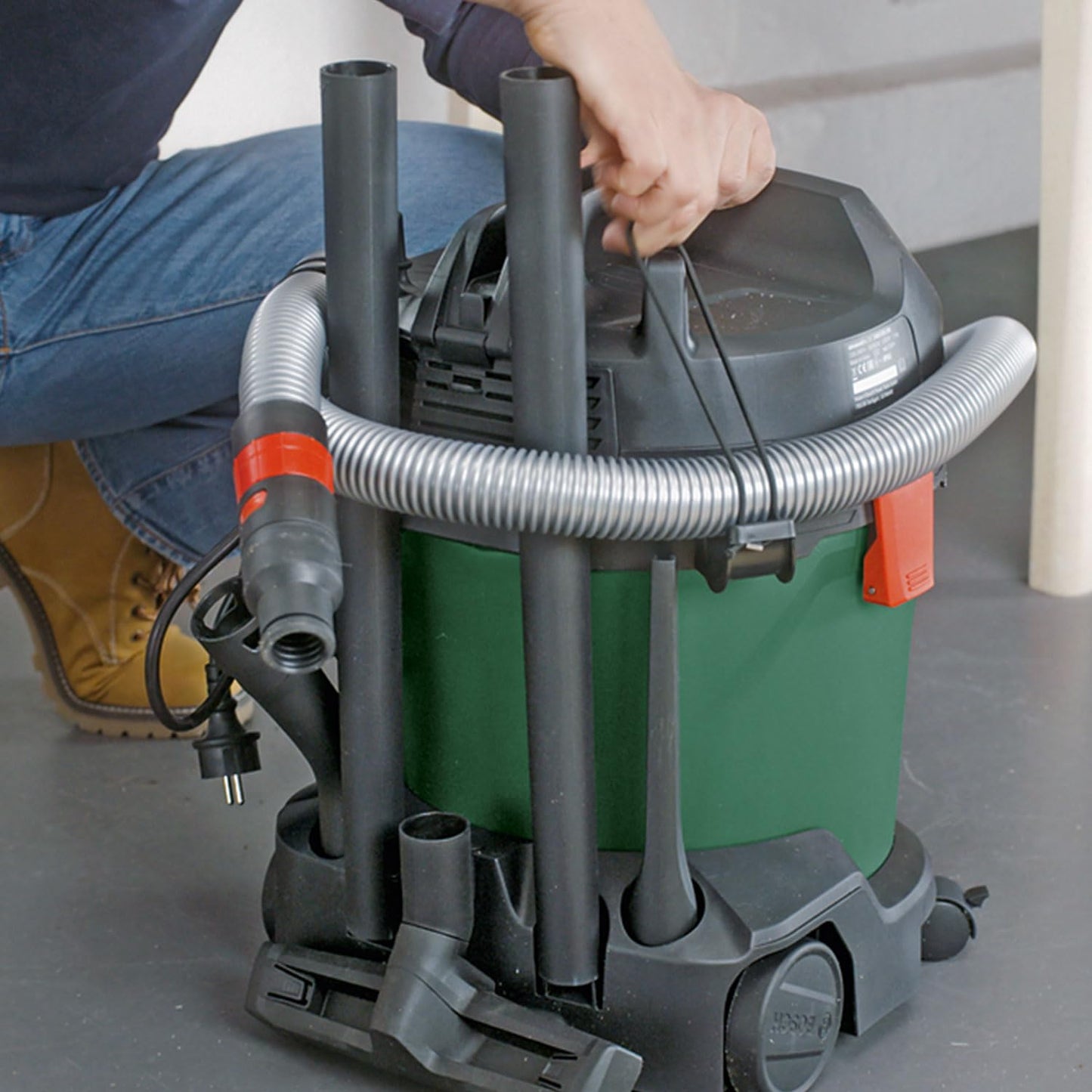 Bosch 06033D1270 AdvancedVac 20 Wet and Dry Vacuum Cleaner with Blowing Function, Green